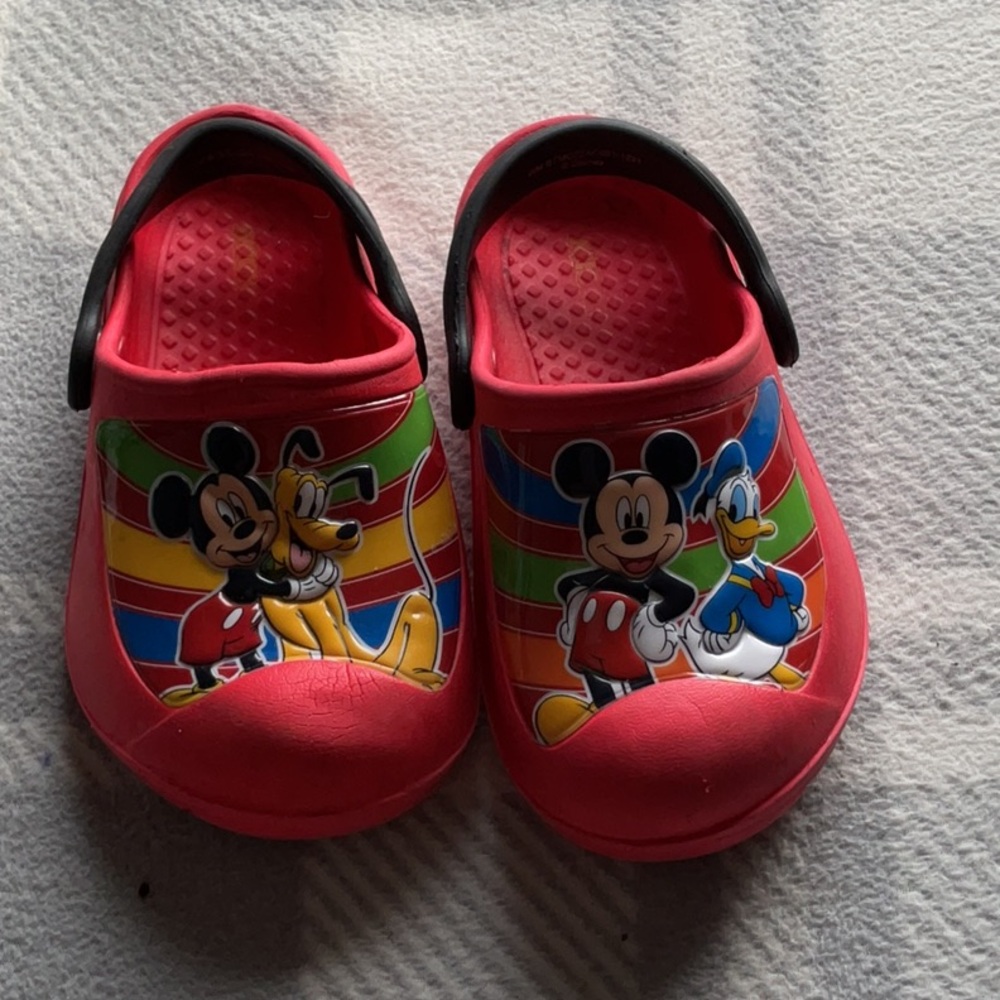 Mickey Mouse Crocs❤️